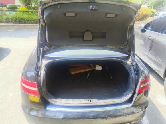 [上海·赣F] 二手奥迪奥迪A6L2011款 2.0 TFSI 自动标准型