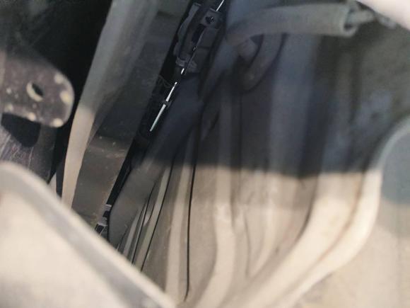 [西安·陕A] 二手丰田雷凌2021款 双擎 1.8H E-CVT豪华版