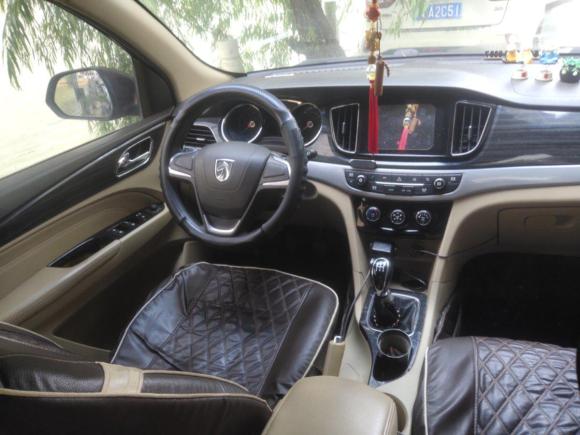 [南昌·赣F] 二手宝骏宝骏7302016款 1.5L 手动舒适型 7座 国V