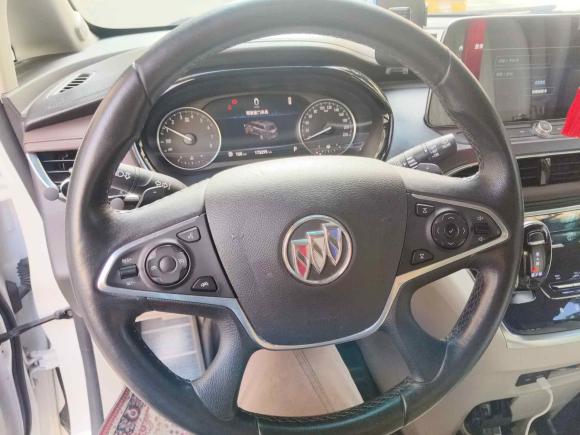 [青岛·鲁U] 二手别克别克GL82020款 陆上公务舱 652T 豪华型