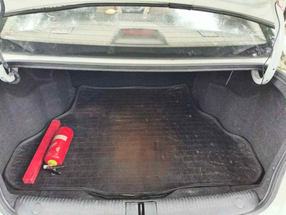 [无锡·苏H] 二手荣威荣威3602016款 1.5L 自动智屏版