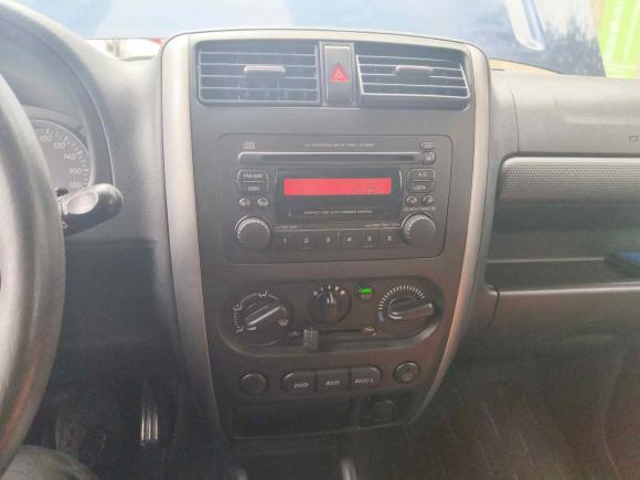 [苏州·苏E] 二手铃木吉姆尼2009款 1.3 AT 时尚型