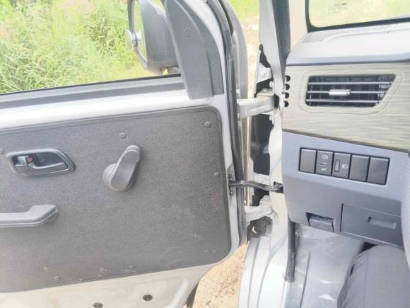 [上海·苏F] 二手金杯小海狮X302023款 1.5L 超享型厢货2/5座无空调版SWC15M