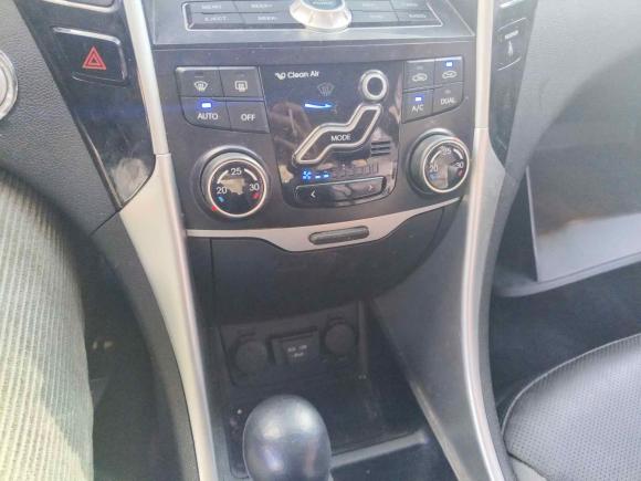 [无锡·苏B] 二手现代索纳塔2014款 2.4L 自动领先版 国IV