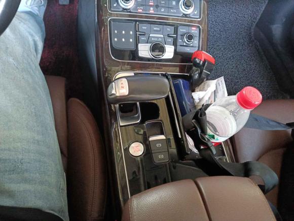 [无锡·苏B] 二手奥迪奥迪A82014款 A8L 45 TFSI quattro舒适型