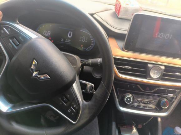 [杭州·浙A] 二手五菱汽车五菱宏光S32018款 1.5T 手动豪华型 国V