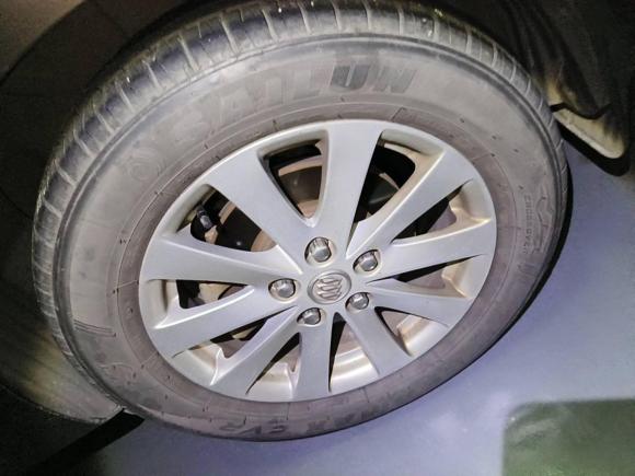 [深圳·粤B] 二手别克别克GL82017款 25S 舒适型 国V