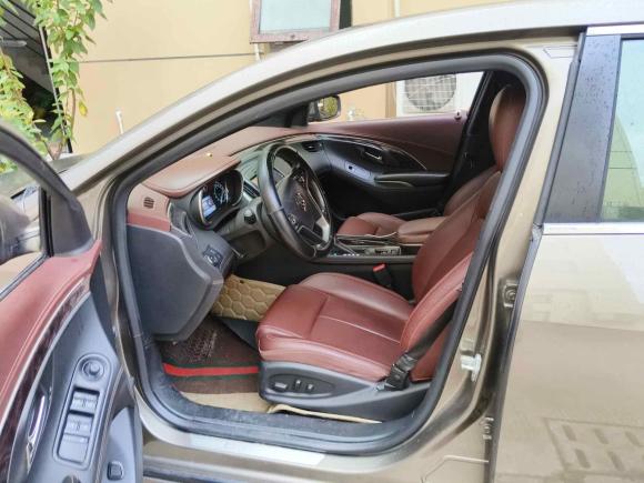 [上海·沪A] 二手别克君越2013款 2.4L SIDI精英舒适型