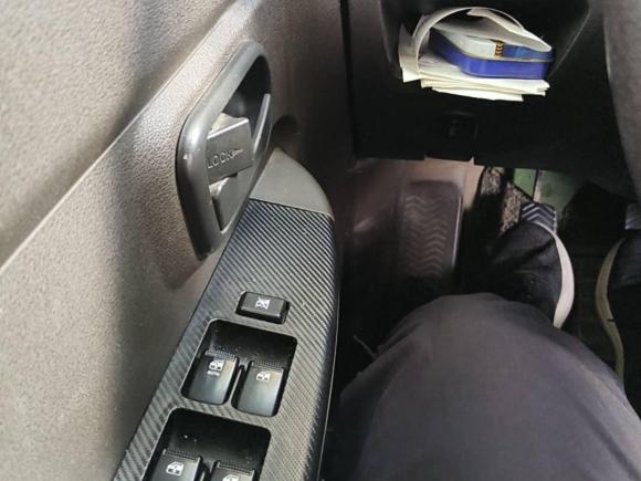 [上海·沪D] 二手五菱汽车五菱宏光2014款 1.5L S标准型