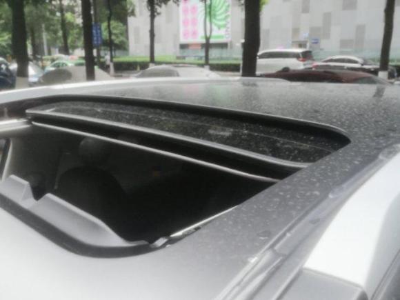 [成都·川A] 二手英菲尼迪英菲尼迪QX602014款 2.5 S/C Hybrid 两驱卓越版