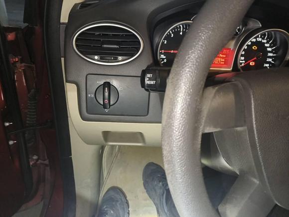 [金华·浙G] 二手福特福克斯2011款 两厢 1.8L 自动时尚型