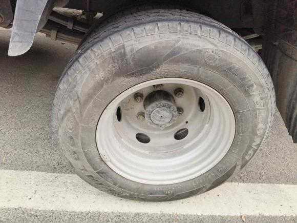 [嘉兴·浙F] 二手长安跨越跨越者D52021款 1.6L标准版双排栏板双后轮2850mm货箱DAM16KL