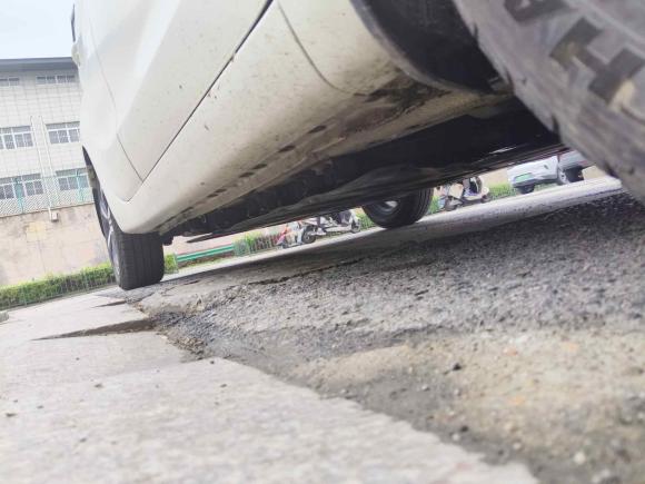 [南京·苏L] 二手长安长安奔奔E-Star2020款 心悦版 三元锂