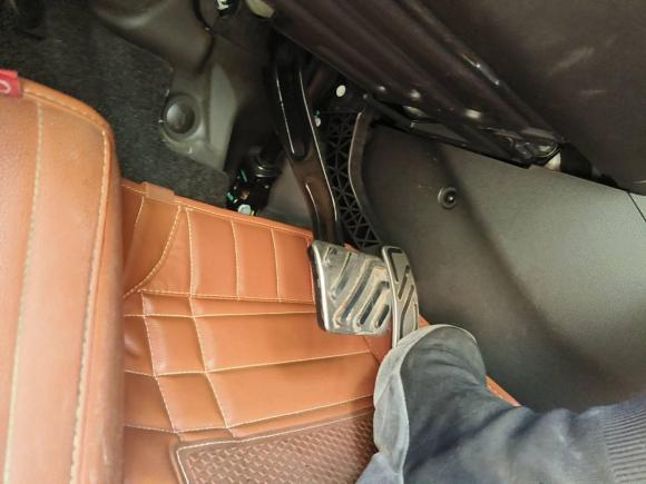 [青岛·鲁B] 二手名爵名爵HS2018款 30T 自动两驱Trophy荷尔蒙超燃版 国V