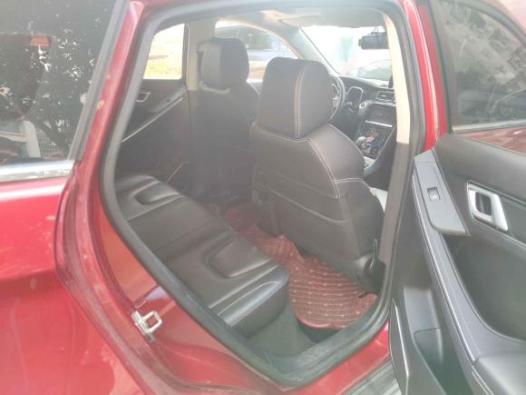 [上海·皖A] 二手江铃驭胜S3302016款 1.5L GTDi 自动两驱旗舰版