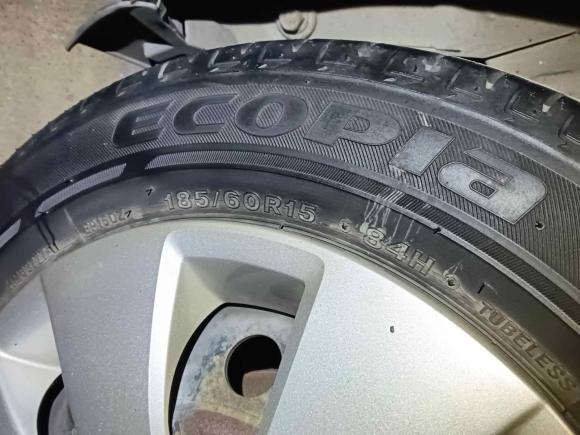 [苏州·苏E] 二手丰田雅力士2011款 1.6E 自动魅动版