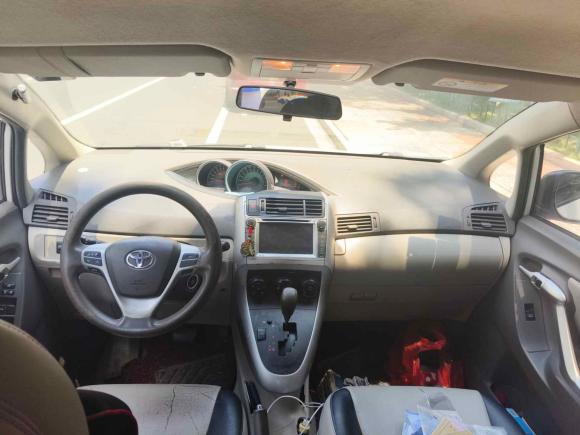 [温州·浙C] 二手丰田逸致2011款 180E CVT精英版