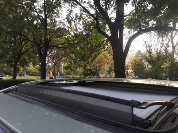 [南京·苏A] 二手雷诺科雷傲2009款 2.5L 两驱豪华型