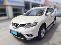 [青岛·鲁U] 日产奇骏2014款 2.0L CVT舒适版 2WD