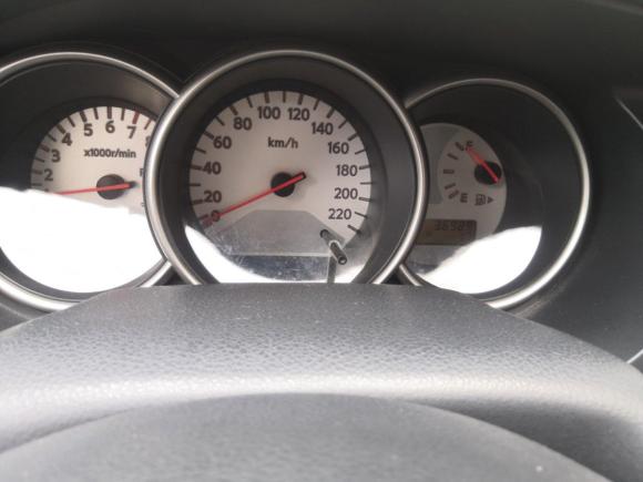 [无锡·苏B] 二手日产骊威2010款 劲锐版 1.6L 自动标准型