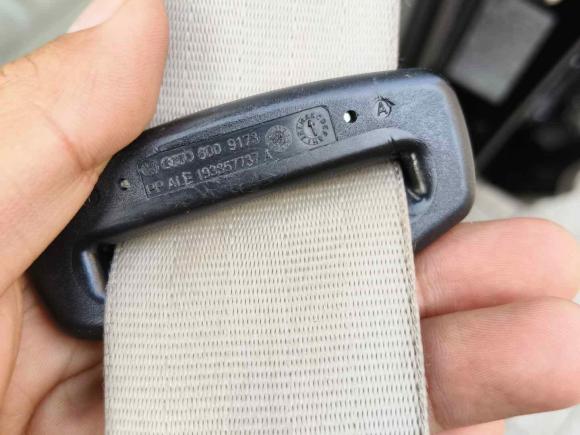 [佛山·粤R] 二手奥迪奥迪Q72012款 3.0 TFSI 进取型(200kW)