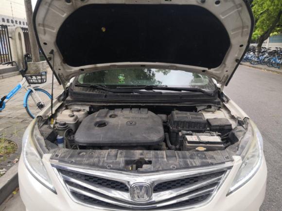 [上海·豫Q] 二手长安逸动2014款 1.6L 手动尊贵型