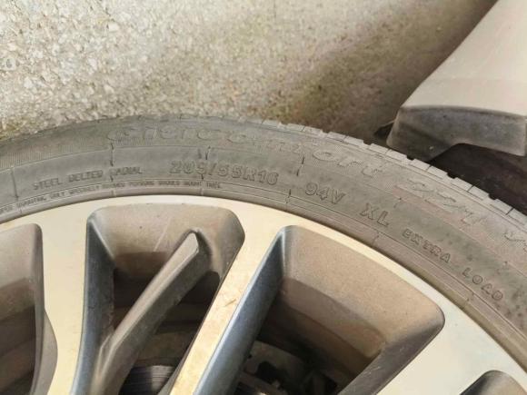 [无锡·苏B] 二手宝骏宝骏7302019款 1.5L 手动时尚型 7座 国V