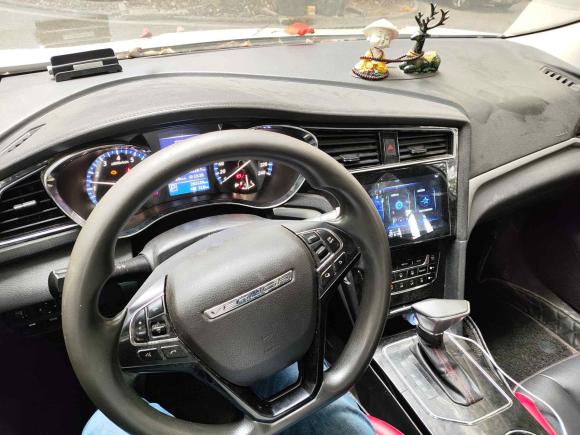 [武汉·鄂A] 二手启辰启辰D602019款 十万荣耀 1.6L XL CVT辰酷版 国V