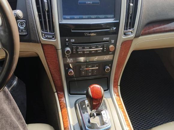 [湖州·浙E] 二手凯迪拉克SLS赛威2010款 3.0L 精英型