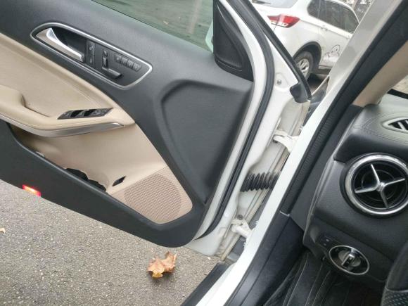 [成都·川A] 二手奔驰奔驰GLA2015款 GLA 220 4MATIC 豪华型