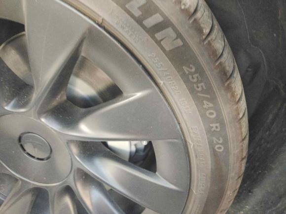 [上海·沪A] 二手特斯拉Model Y2022款 后轮驱动版