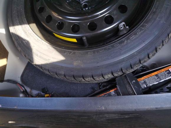 [杭州·浙A] 二手别克君威2012款 2.0L 豪华版