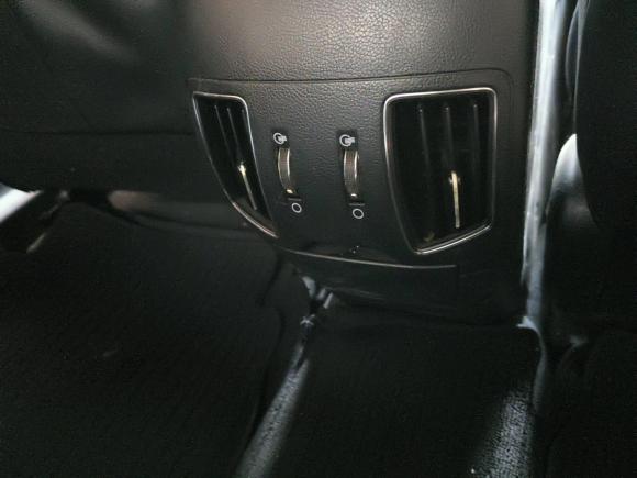 [上海·沪A] 二手现代索纳塔2013款 2.0L 自动领先版