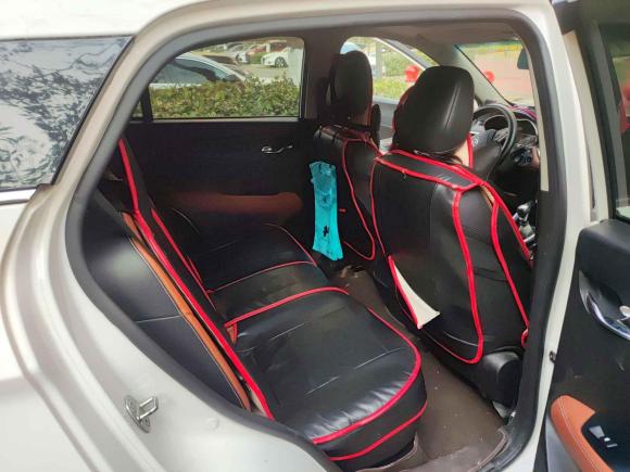 [武汉·鄂A] 二手宝骏宝骏5102017款 1.5L 手动豪华型