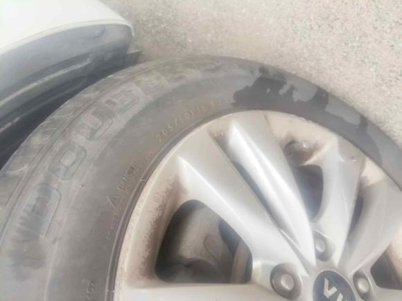 [宁波·闽J] 二手起亚起亚K42014款 1.8L 自动GLS