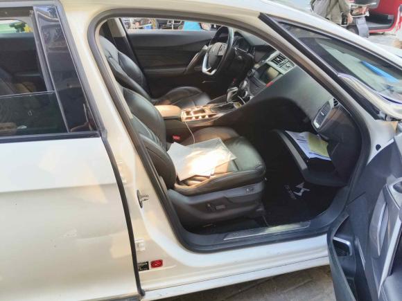 [上海·沪E] 二手DSDS 52013款 1.6T 豪华版THP160