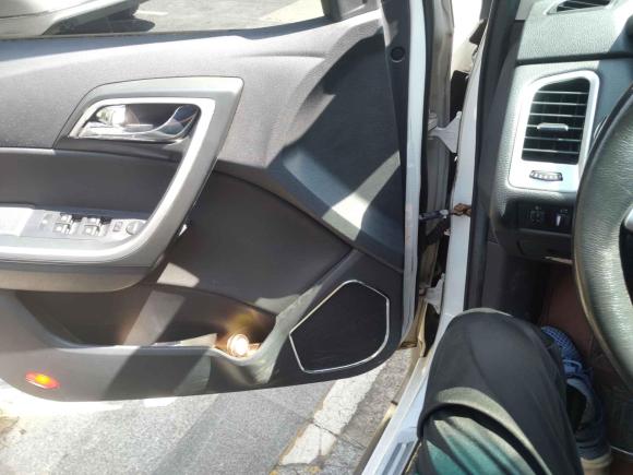 [南通·苏F] 二手江铃驭胜S3502013款 2.4T 自动两驱柴油豪华版5座