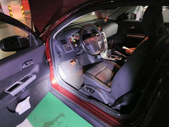 [深圳·粤B] 二手沃尔沃沃尔沃C302010款 改款 2.0智雅版