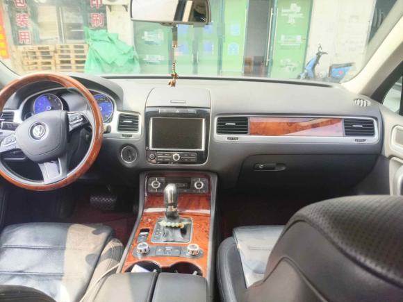 [上海·沪G] 二手大众途锐2011款 3.0TSI 舒适型