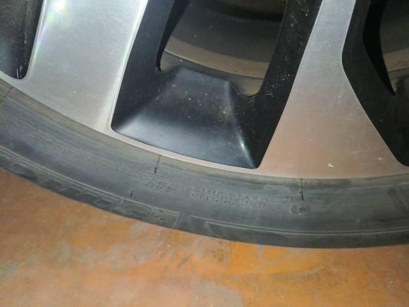 [上海·沪A] 二手威马汽车威马EX52019款 EX5 智行2.0 Extra创新版400