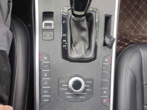 [武汉·鄂A] 二手魏牌魏牌 VV72017款 2.0T 超豪型