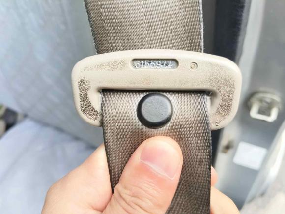 [杭州·浙A] 二手日产日产NV2002016款 1.6L 手动豪华型