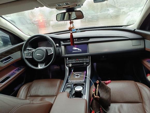 [南通·苏F] 二手捷豹捷豹XFL2020款 XFL 2.0T P250 两驱豪华版