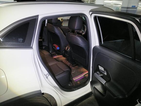 [上海·沪A] 二手奔驰奔驰EQA2022款 EQA 260