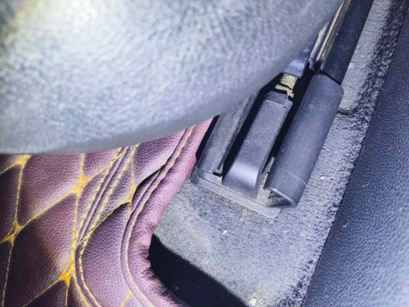 [武汉·鄂A] 二手奥迪奥迪A4L2013款 30 TFSI 自动舒适型