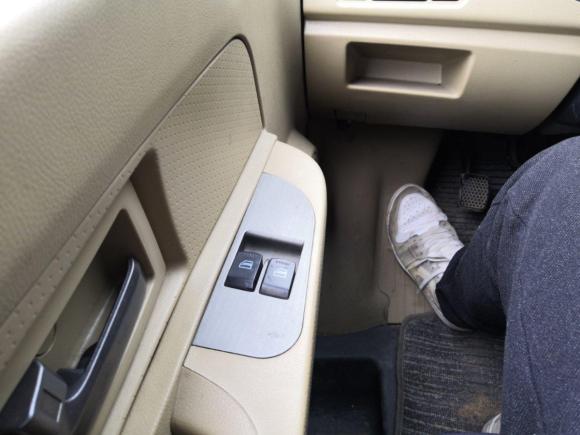 [上海·赣G] 二手东风小康东风小康C372012款 1.4L舒适型DK13-06