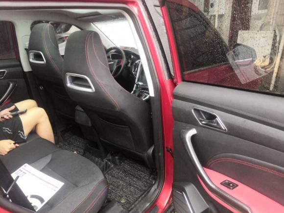 [上海·苏U] 二手猎豹汽车猎豹CS92017款 1.5L CVT舒适型