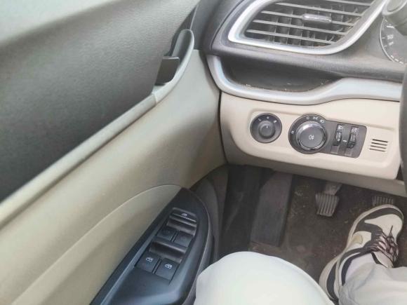 [湖州·浙E] 二手别克英朗2017款 15N 手动进取型