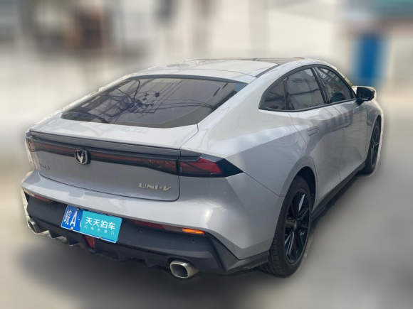 [合肥·皖A] 二手长安长安UNI-V2022款 1.5T 尊贵型