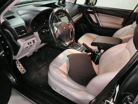 [深圳·桂A] 二手斯巴鲁森林人2013款 2.0T 自动尊贵导航版